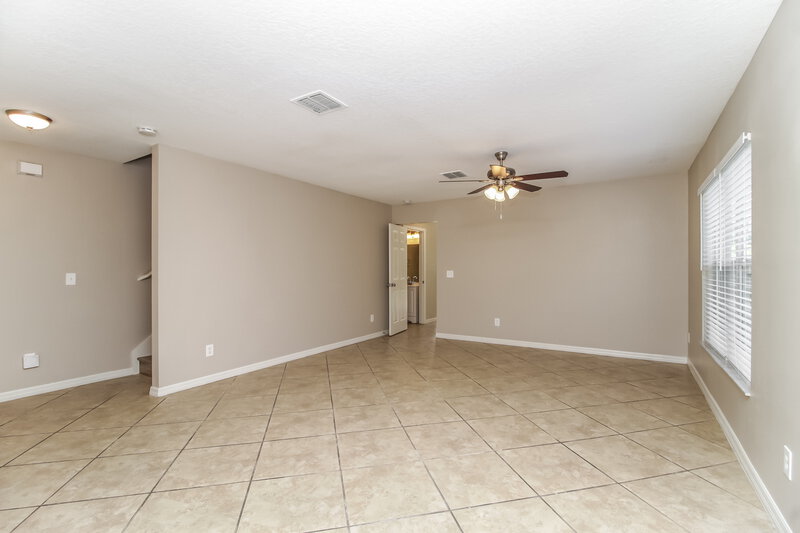 2,670/Mo, 351 Willowbay Ridge St Sanford, FL 32771 Living Room View 2