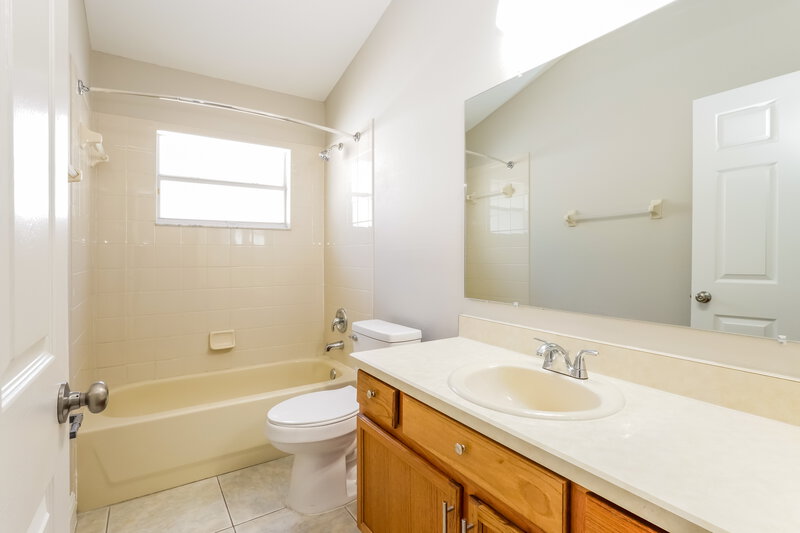2,775/Mo, 936 Haverford Dr Ocoee, FL 34761 Bathroom View
