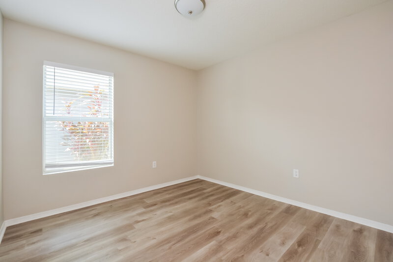 3,270/Mo, 1617 Strathmore Cir Mount Dora, FL 32757 Bedroom View 2