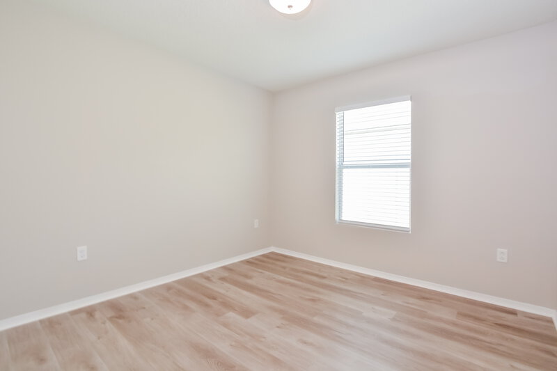 3,270/Mo, 1617 Strathmore Cir Mount Dora, FL 32757 Bedroom View 3