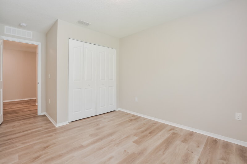 3,270/Mo, 1617 Strathmore Cir Mount Dora, FL 32757 Bedroom View 4