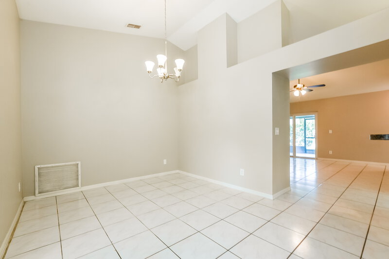 2,605/Mo, 619 Queensbridge Dr Lake Mary, FL 32746 Dining Room View