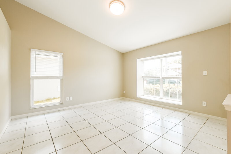 2,605/Mo, 619 Queensbridge Dr Lake Mary, FL 32746 Family Room View