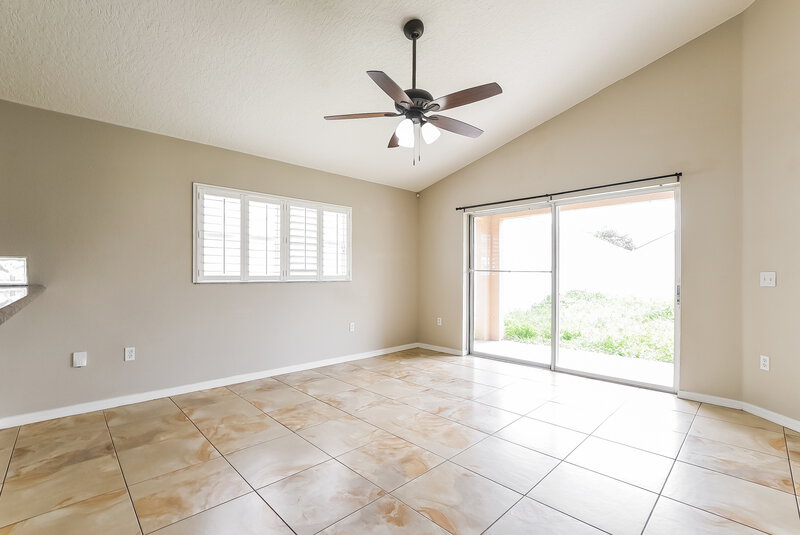2,510/Mo, 14643 Lady Victoria Blvd Orlando, FL 32826 Misc View 3