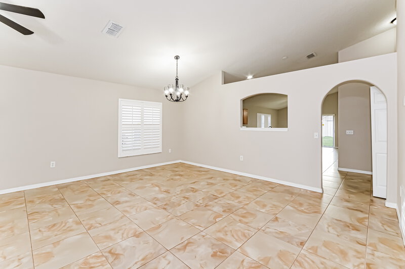 3,590/Mo, 14643 Lady Victoria Blvd Orlando, FL 32826 Dining Room View 3