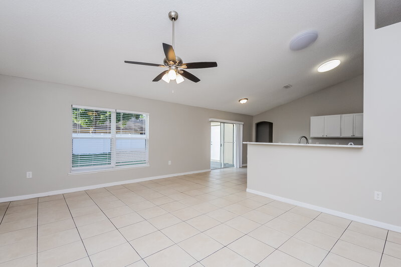 2,080/Mo, 317 Sherborne Ln Kissimmee, FL 34758 Living Room View