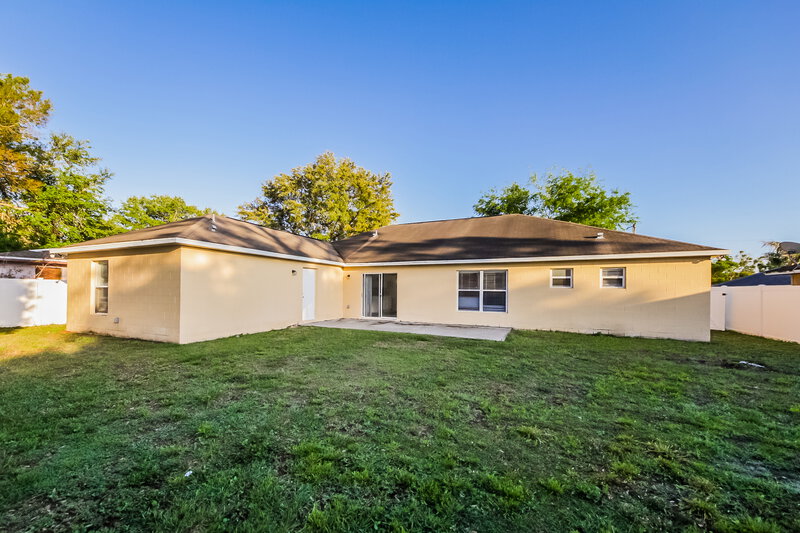 2,080/Mo, 317 Sherborne Ln Kissimmee, FL 34758 Rear View 2