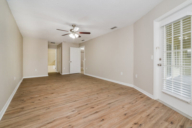 2,430/Mo, 903 Bonneville Ln Kissimmee, FL 34759 Main Bedroom View 2