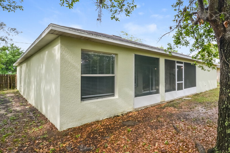 2,430/Mo, 903 Bonneville Ln Kissimmee, FL 34759 Rear View 2