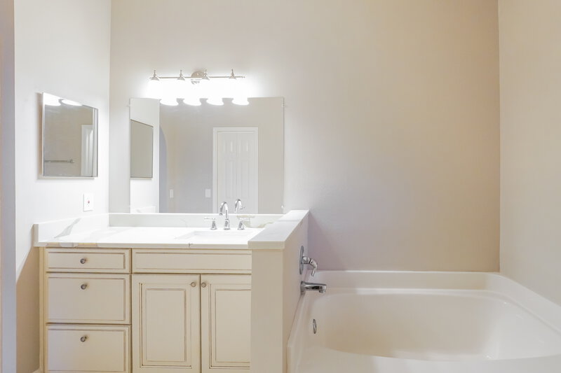 2,315/Mo, 658 Brightview Dr Lake Mary, FL 32746 Main Bathroom View 2