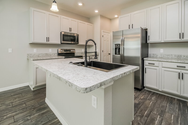 2,365/Mo, 1108 Atlantic Ave Fruitland Park, FL 34731 Kitchen View