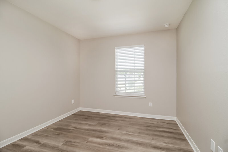 2,365/Mo, 1108 Atlantic Ave Fruitland Park, FL 34731 Bedroom View 2