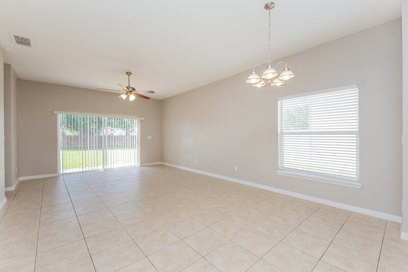 2,395/Mo, 4478 Spring Blossom Dr Kissimmee, FL 34746 Dining Room View