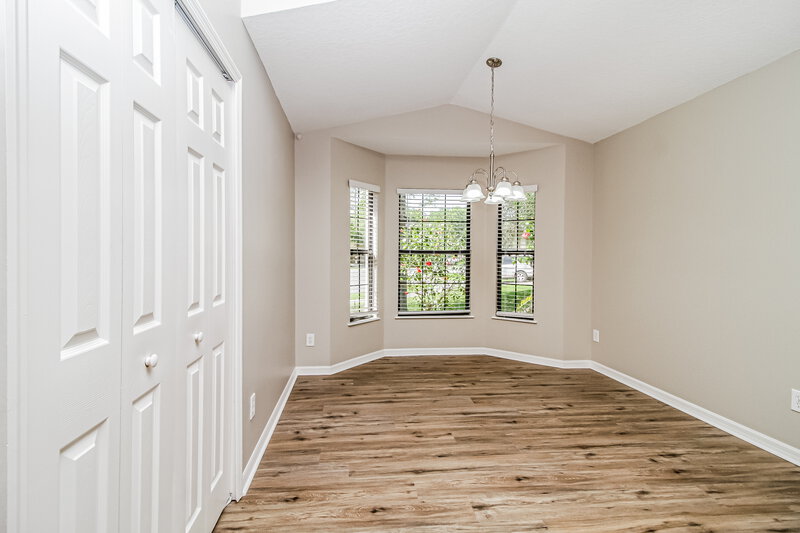 2,350/Mo, 2209 Bracknell Forest Trl Tavares, FL 32778 Dining Room View