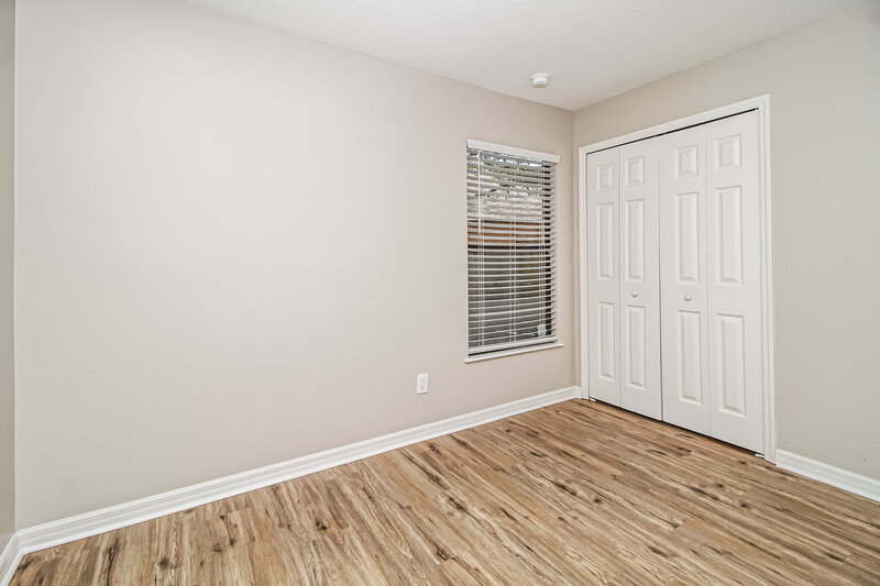 2,350/Mo, 2209 Bracknell Forest Trl Tavares, FL 32778 Bedroom View 3