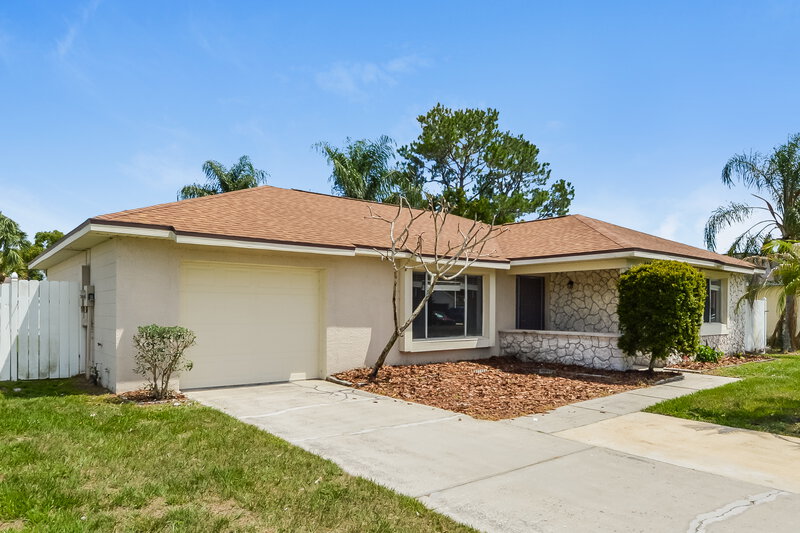 2,300/Mo, 426 Iowa Woods Cir E Orlando, FL 32824 Front View