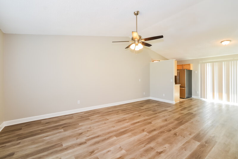 2,245/Mo, 426 Iowa Woods Cir E Orlando, FL 32824 Misc View