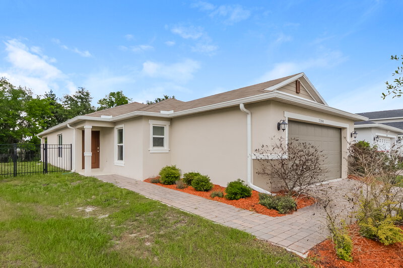 2,250/Mo, 2284 Twin Flower Ln Sanford, FL 32771 Front View