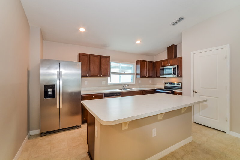 2,250/Mo, 2284 Twin Flower Ln Sanford, FL 32771 Kitchen View