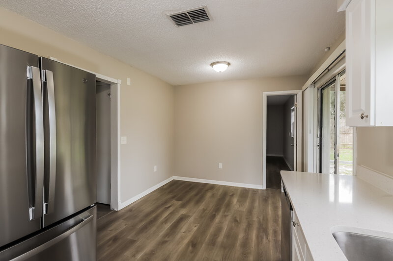 1,670/Mo, 206 Carter Blvd Polk City, FL 33868 Dining Room View