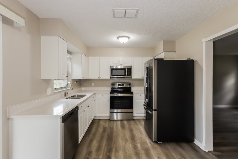 1,670/Mo, 206 Carter Blvd Polk City, FL 33868 Kitchen View