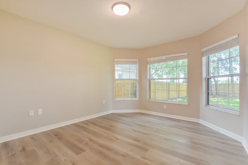 2,250/Mo, 11546 Lake Dr Leesburg, FL 34788 Bedroom View