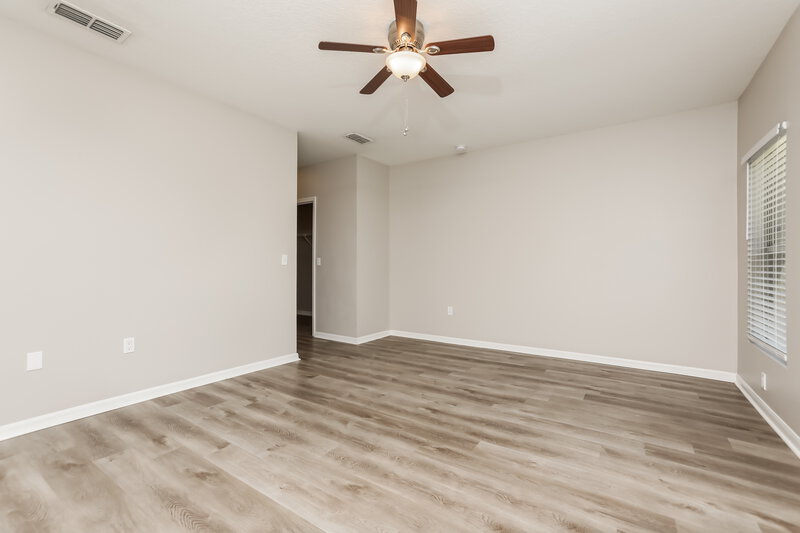 2,745/Mo, 7206 Rafanelli Ct Orlando, FL 32818 Main Bedroom View 2