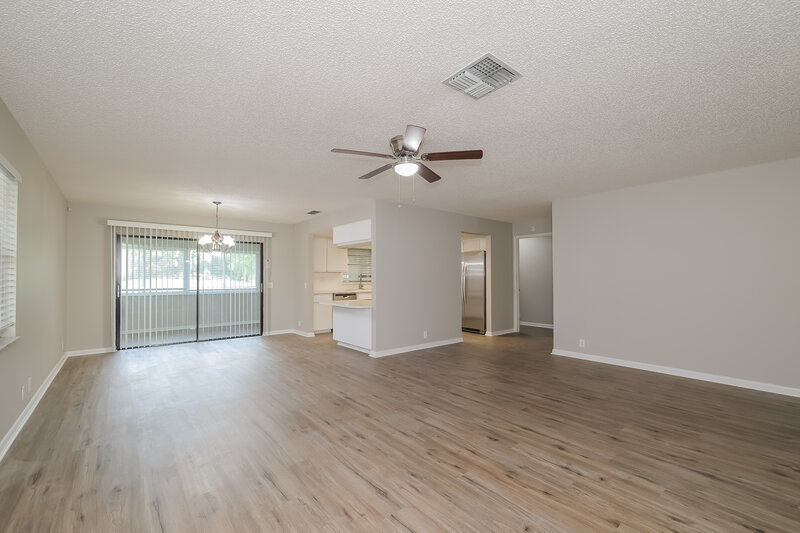 1,630/Mo, 705 Canberra Rd Winter Haven, FL 33884 Living Room View