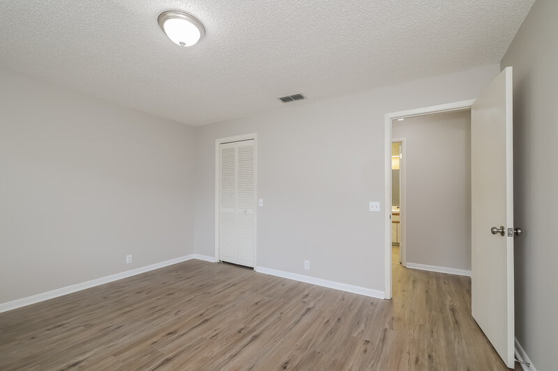 1,630/Mo, 705 Canberra Rd Winter Haven, FL 33884 Bedroom View 2