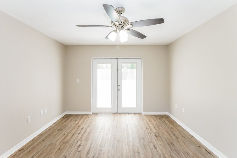 1,890/Mo, 39 Peterlee Ct Kissimmee, FL 34758 Main Bedroom View 2