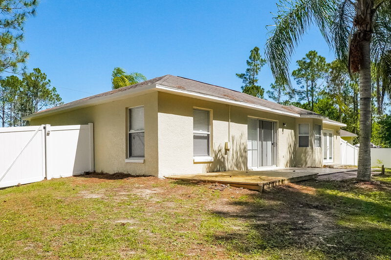 1,890/Mo, 39 Peterlee Ct Kissimmee, FL 34758 Rear View 2