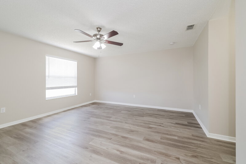 2,495/Mo, 230 Beckenham Dr Kissimmee, FL 34758 Main Bedroom View