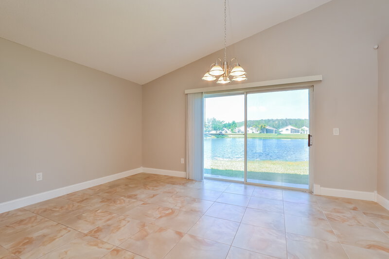 2,240/Mo, 2102 Shannon Lakes Blvd Kissimmee, FL 34743 Dining Room View