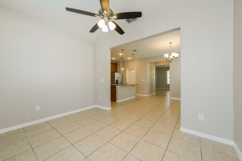 2,185/Mo, 3207 Bayflower Ave Harmony, FL 34773 Family Room View 2
