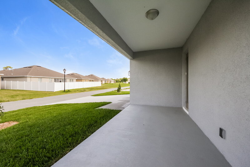 2,670/Mo, 2551 Grasmere View Pkwy N Kissimmee, FL 34746 Rear View 2