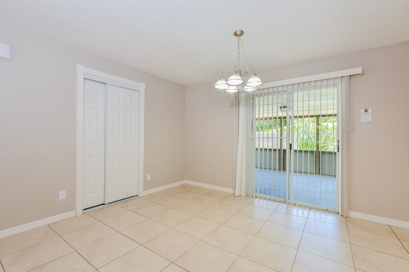 2,050/Mo, 1173 Geneva Dr Oviedo, FL 32765 Dining Room View