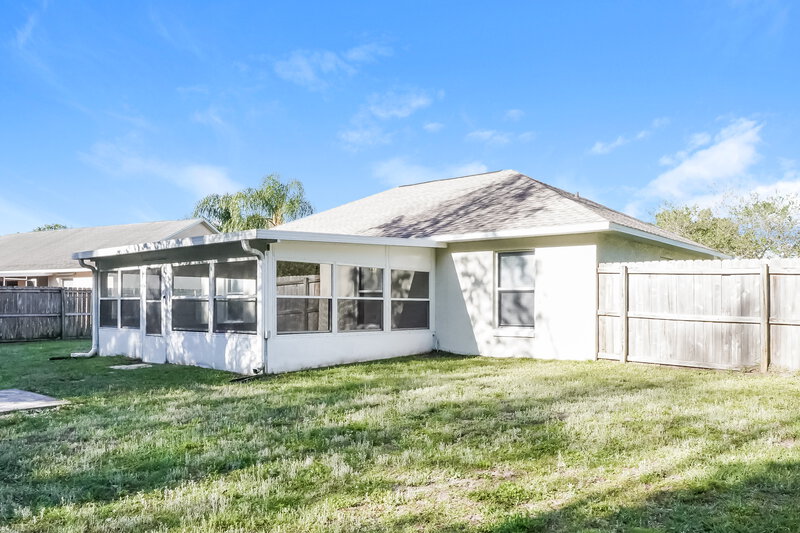 2,710/Mo, 4245 Sasha Trl Saint Cloud, FL 34772 Rear View