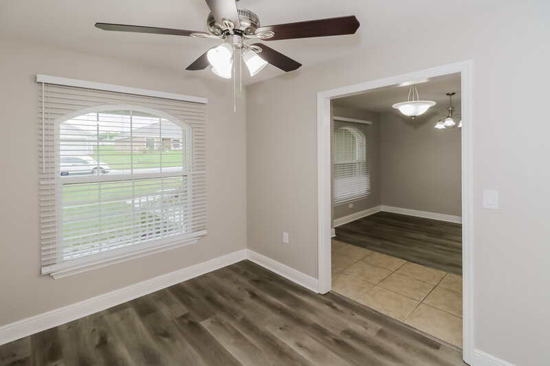 1,910/Mo, 803 Edith Dr Fruitland Park, FL 34731 Misc View 2