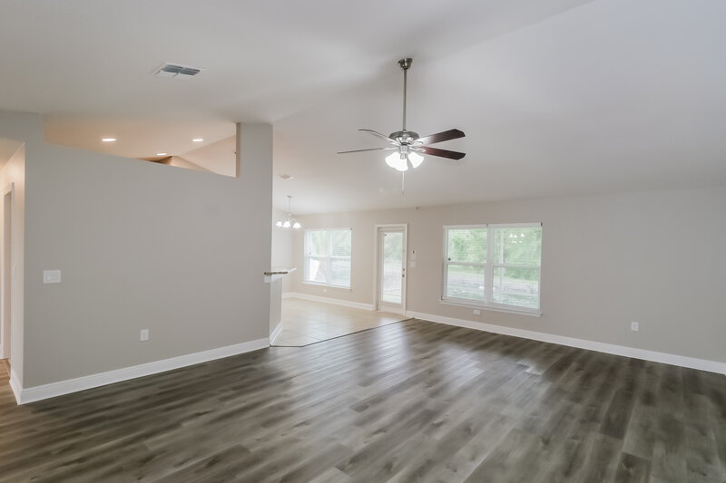 1,910/Mo, 803 Edith Dr Fruitland Park, FL 34731 Misc View 4