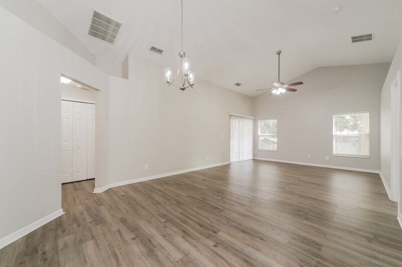 2,315/Mo, 2213 Merry Rd Tavares, FL 32778 Dining Room View