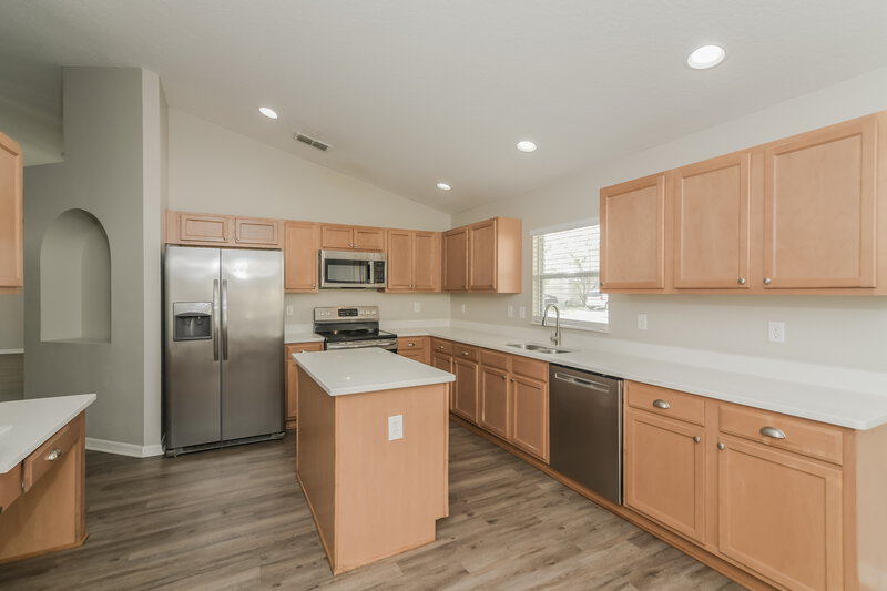 2,315/Mo, 2213 Merry Rd Tavares, FL 32778 Kitchen View