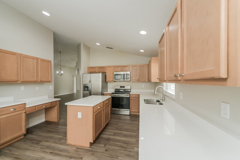 2,315/Mo, 2213 Merry Rd Tavares, FL 32778 Kitchen View 2