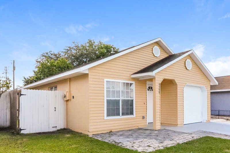 2,290/Mo, 9599 Lupine Ave Orlando, FL 32824 Front View 2