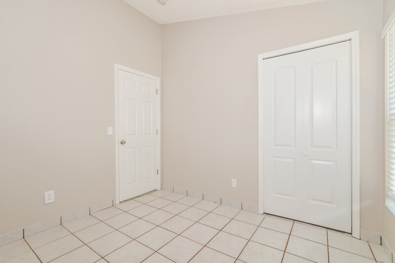 2,290/Mo, 9599 Lupine Ave Orlando, FL 32824 Bedroom View