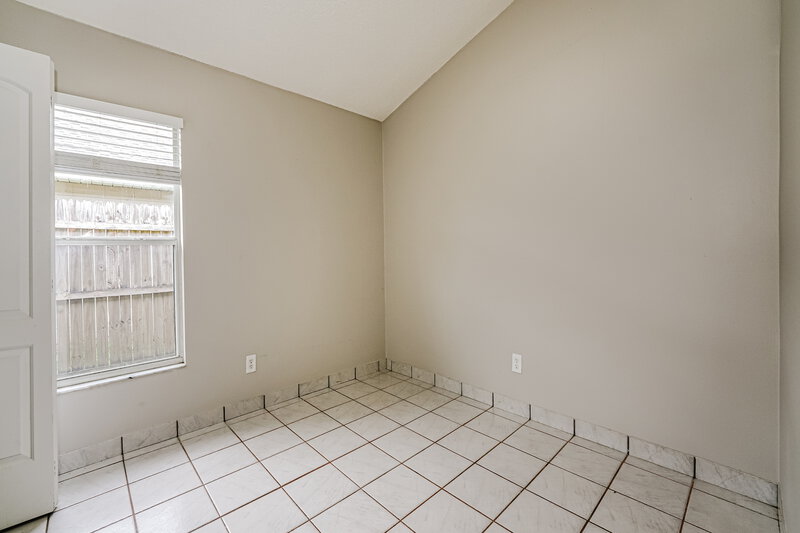 1,900/Mo, 9599 Lupine Ave Orlando, FL 32824 Misc View 14