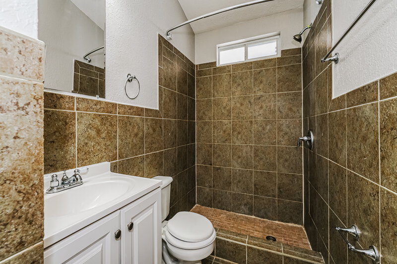 1,900/Mo, 9599 Lupine Ave Orlando, FL 32824 Misc View 15