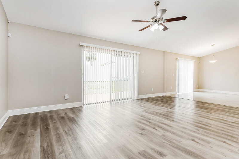2,235/Mo, 12155 Romero St Orlando, FL 32837 Living Room View