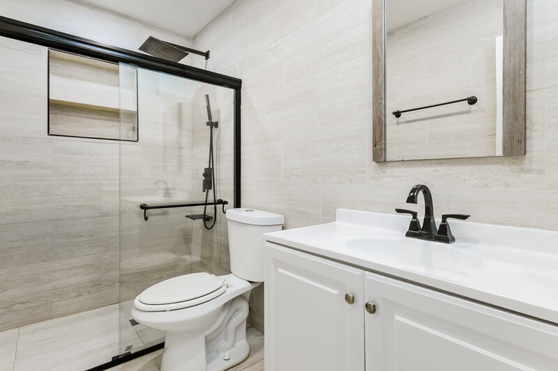 2,235/Mo, 12155 Romero St Orlando, FL 32837 Bathroom View