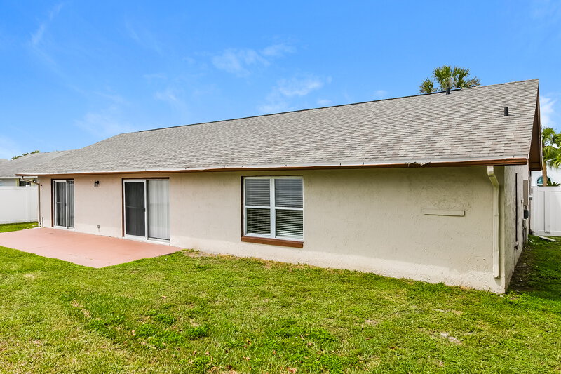 2,235/Mo, 12155 Romero St Orlando, FL 32837 Rear View