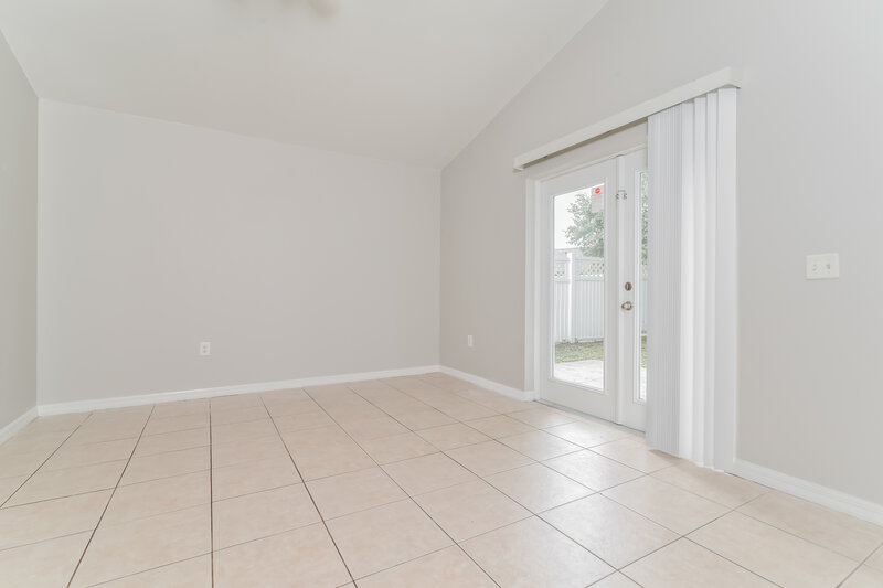 2,220/Mo, 3808 Kyle Dr Saint Cloud, FL 34772 Living Room View 2